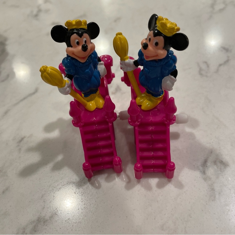 Disney Parade Burger King Wind Up Toy